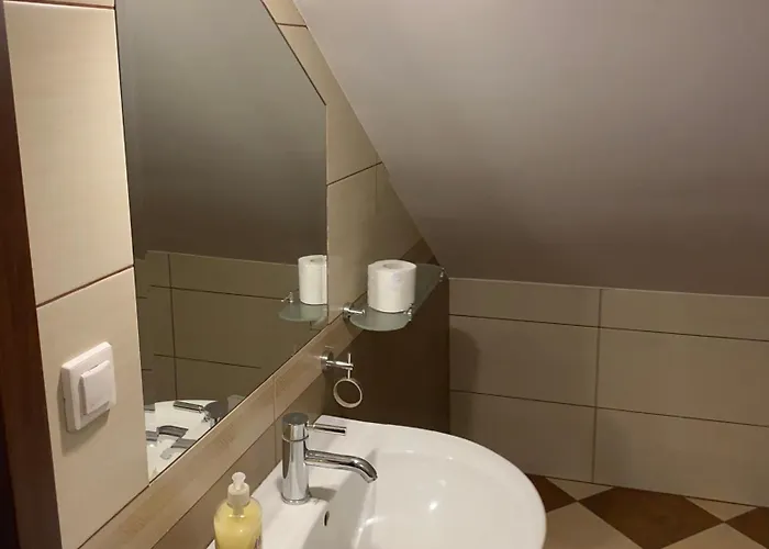 Pod Dylizansem Inn *